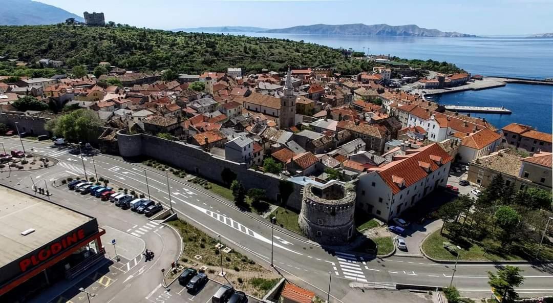 Apartamento Apartman Pod Nehajem Senj  Exterior foto