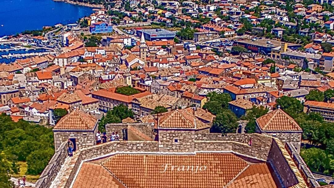 Apartamento Apartman Pod Nehajem Senj  Exterior foto